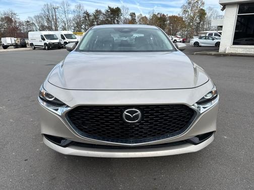 2024 Mazda Mazda3 FWD w/Preferred Package
