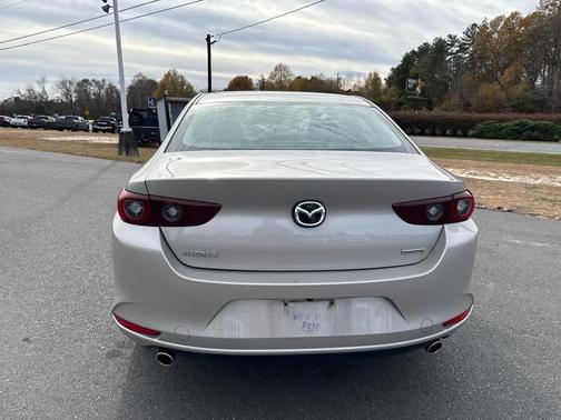 2024 Mazda Mazda3 FWD w/Preferred Package