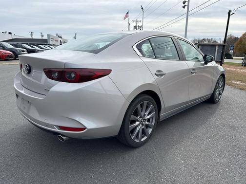 2024 Mazda Mazda3 FWD w/Preferred Package