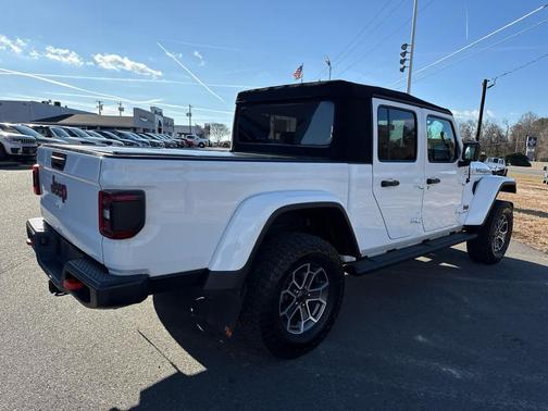 2021 Jeep Gladiator Mojave 4X4