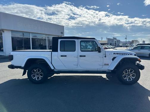 2021 Jeep Gladiator Mojave 4X4