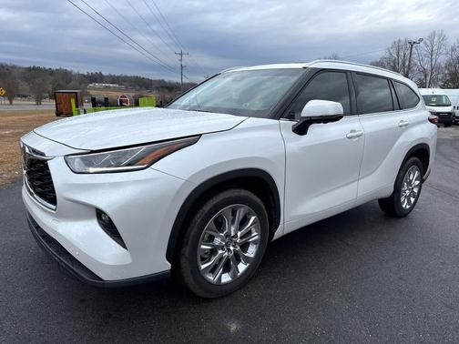 2023 Toyota Highlander Limited