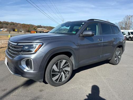 2024 Volkswagen Atlas 2.0T SE w/Technology 4MOTION