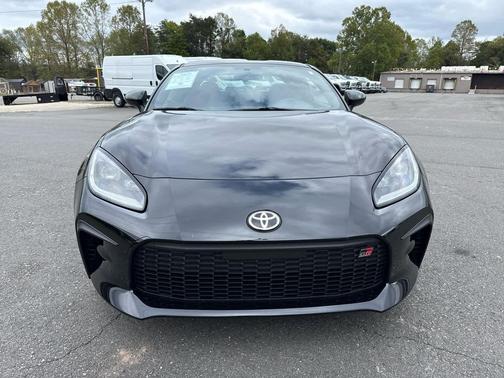 2024 Toyota GR86 Base