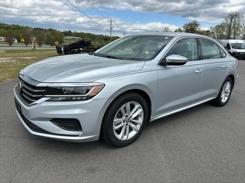 2020 Volkswagen Passat 2.0T SE