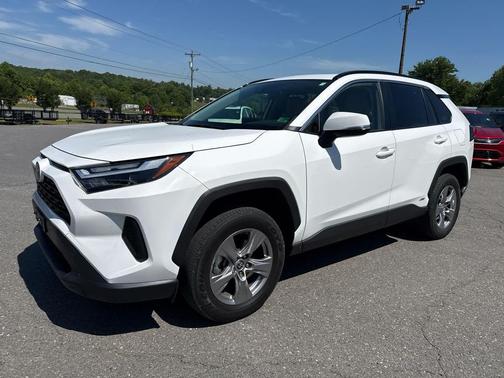 White 2022 Toyota RAV4 Hybrid XLE