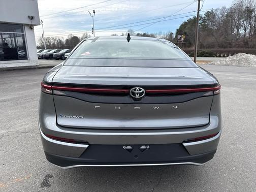 2026 Toyota Crown XLE