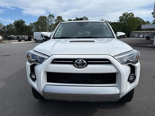 2024 Toyota 4Runner TRD Off Road