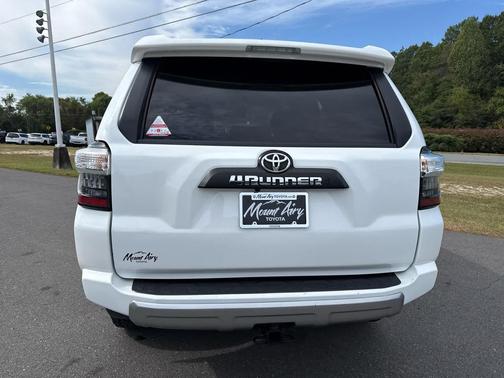 2024 Toyota 4Runner TRD Off Road