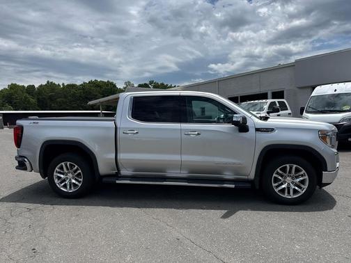 Quicksilver Metallic 2019 GMC Sierra 1500 SLT