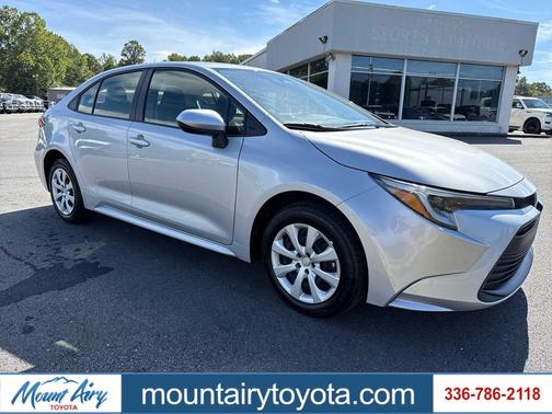 2025 Toyota Corolla Hybrid LE