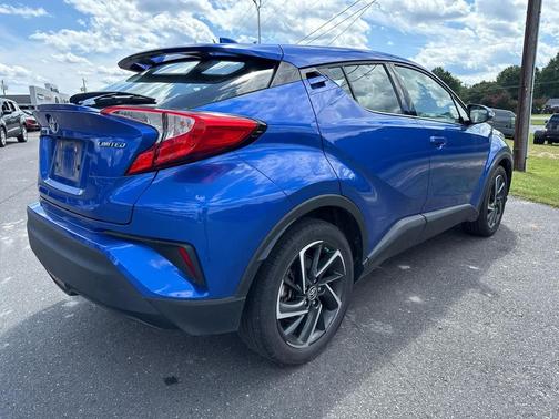 2022 Toyota C-HR Limited