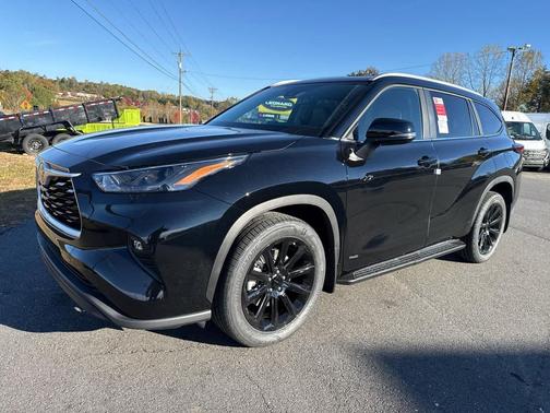 2026 Toyota Highlander Hybrid XLE