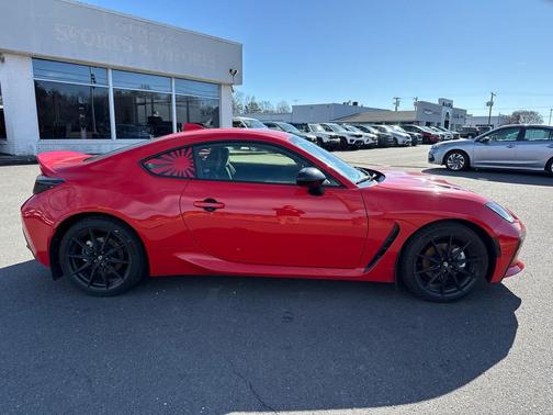 2023 Toyota GR86 Premium