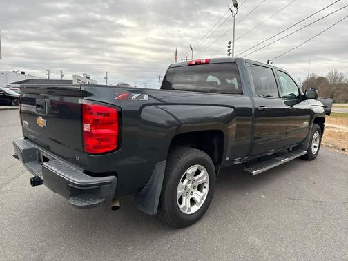 2018 Chevrolet Silverado 1500 2LT
