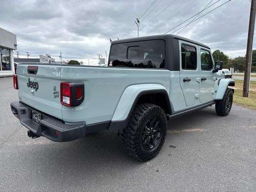 2023 Jeep Gladiator Willys 4x4