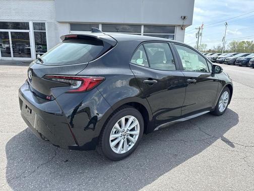 Midnight Black Metallic 2026 Toyota Corolla SE