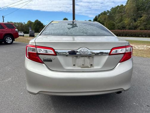 2014 Toyota Camry XLE