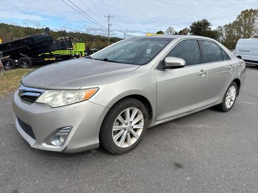 2014 Toyota Camry XLE