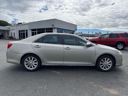 2014 Toyota Camry XLE