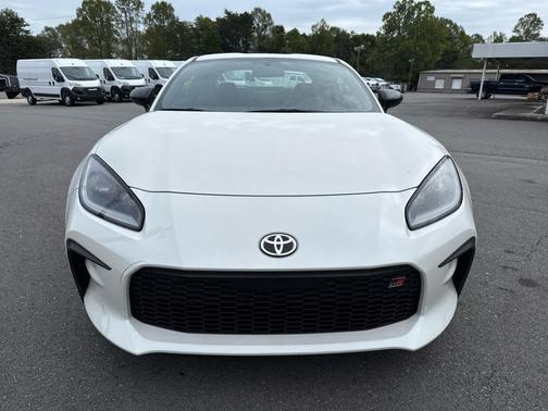 2023 Toyota GR86 Premium