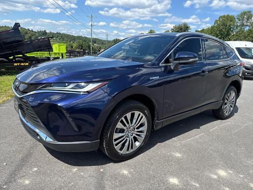 2021 Toyota Venza XLE