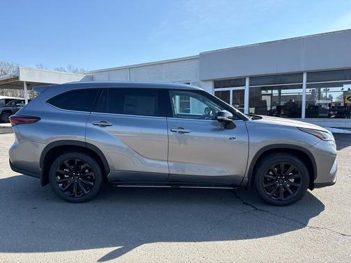 2026 Toyota Highlander Limited