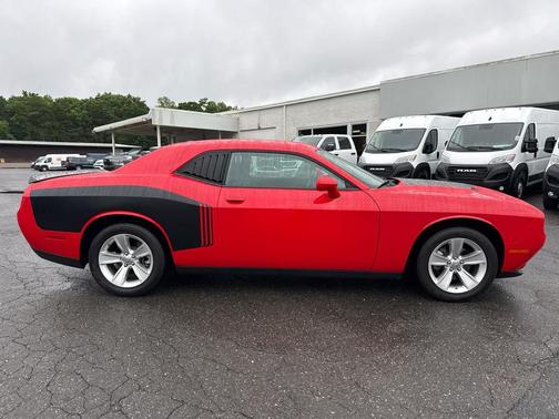 Torred Clearcoat 2023 Dodge Challenger SXT