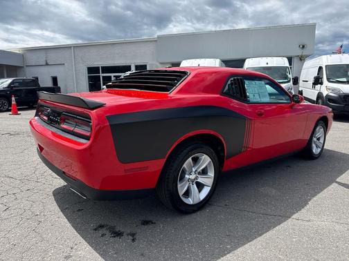 Torred Clearcoat 2023 Dodge Challenger SXT