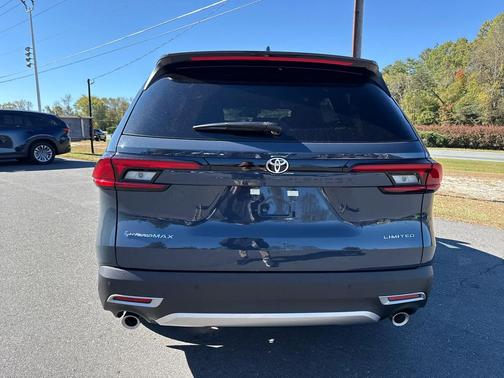 2026 Toyota Grand Highlander Hybrid Limited MAX