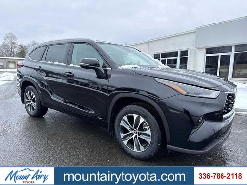 2026 Toyota Highlander Hybrid XLE