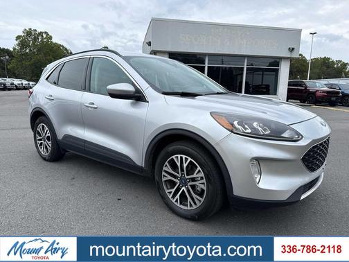 2020 Ford Escape SEL