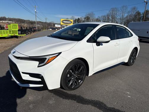 2025 Toyota Corolla Hybrid SE