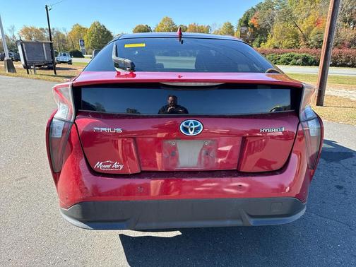 2017 Toyota Prius Three Touring