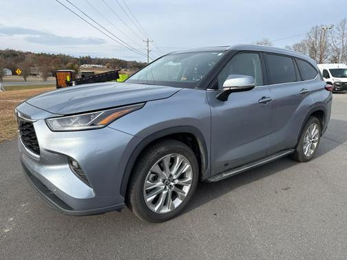2022 Toyota Highlander Limited