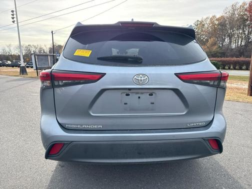 2022 Toyota Highlander Limited