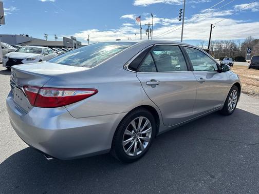 2017 Toyota Camry XLE