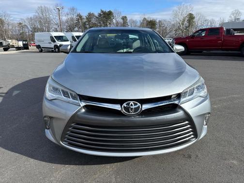 2017 Toyota Camry XLE
