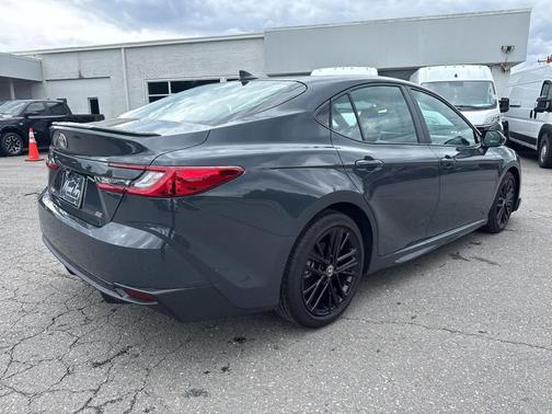 Underground 2025 Toyota Camry SE