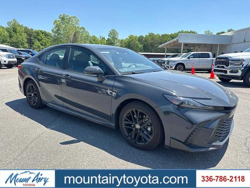 Underground 2025 Toyota Camry SE