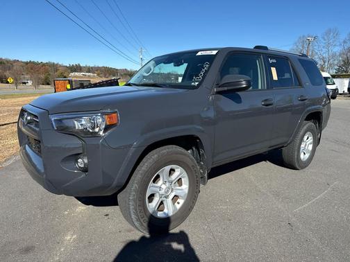 2024 Toyota 4Runner SR5