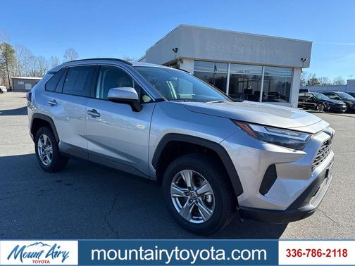 2024 Toyota RAV4 XLE