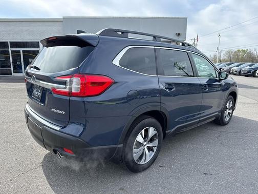 2025 Subaru Ascent Premium 8-Passenger