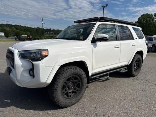 Super White 2020 Toyota 4Runner SR5 Premium