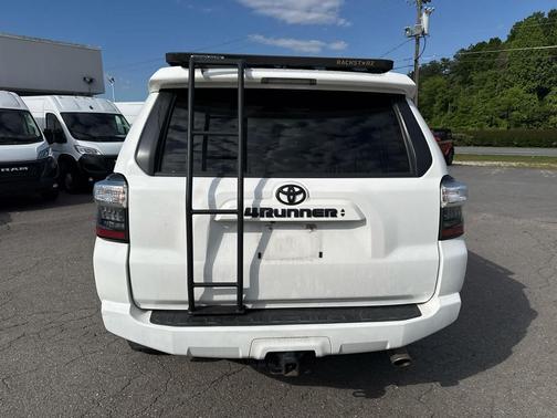 Super White 2020 Toyota 4Runner SR5 Premium