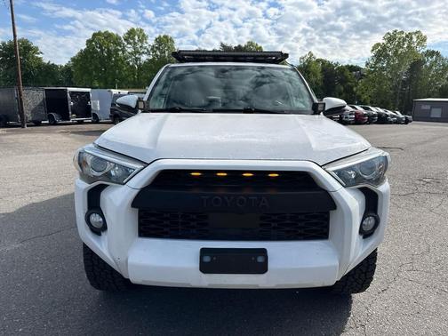 Super White 2020 Toyota 4Runner SR5 Premium
