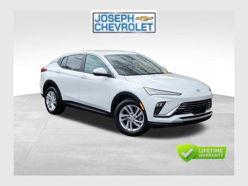 Summit White 2025 Buick Envista Preferred FWD