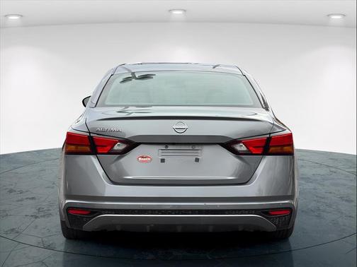 2023 Nissan Altima S FWD