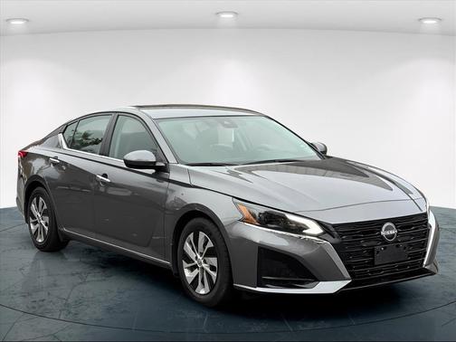 2023 Nissan Altima S FWD