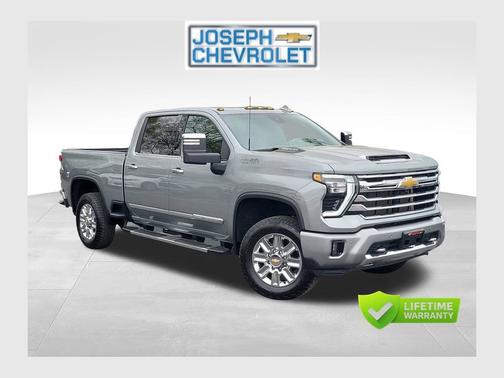 Sterling Gray Metallic 2024 Chevrolet Silverado 3500 High Country